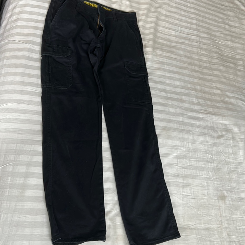 Lee, extra comfort cargo black pants
